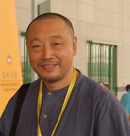 孙伟